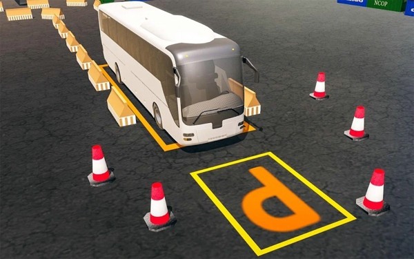 重型客车停车场模拟器截图(1)